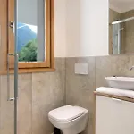 La Del Villa *